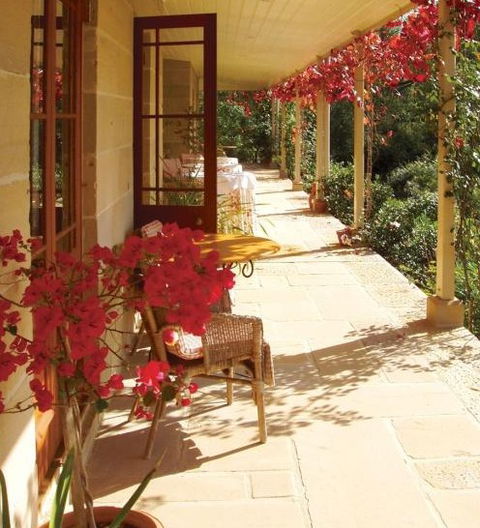 Capers Guesthouse And Cottage - Accommodation Nelson Bay 4