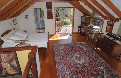 An Oasis In The City - Accommodation Nelson Bay 4