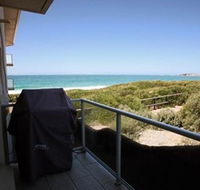 Beachfront Narrabeen - Accommodation Nelson Bay