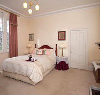 Camelia Cottage - Accommodation Nelson Bay