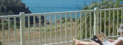 Seascape Holiday Home - Accommodation Nelson Bay 0