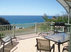 Seascape Holiday Home - Accommodation Nelson Bay 3