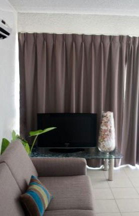 Como Holiday Apartments And Tropical Nites Motel - Accommodation Nelson Bay 1