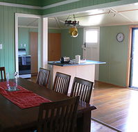 Cunnamulla Cabins - Accommodation Nelson Bay