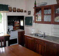 Dillons Cottage - Accommodation Nelson Bay