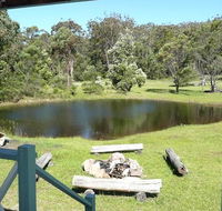 Possums Hollow and Hooters Hut - Accommodation Nelson Bay