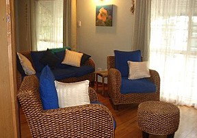 The Dolph Inn - Accommodation Nelson Bay 1