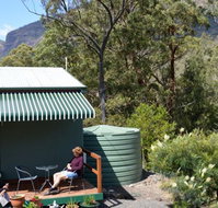 Cave Rock Cottages - Accommodation Nelson Bay