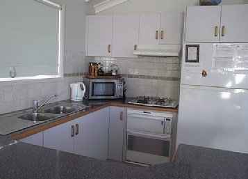 Ana Pana - Holiday Home - Nelsons Bay Accommodation 3