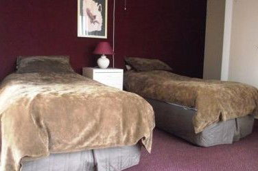 R And R - Holiday Home - Accommodation Nelson Bay 1