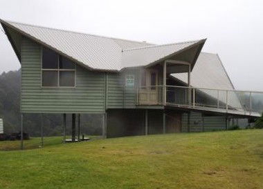 R And R - Holiday Home - Accommodation Nelson Bay 5