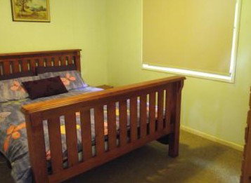 Daydreams - Holiday Home - Accommodation Nelson Bay 2