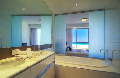 Reflection Tower Two - Accommodation Nelson Bay 1