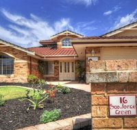 Golfers Retreat - Accommodation Nelson Bay