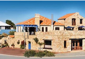 Manuel Towers Boutique Accommodation - Accommodation Nelson Bay 1