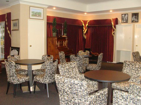 Langtrees Guest Hotel - Accommodation Nelson Bay 1