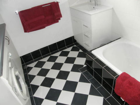 Adair Apartment - Accommodation Nelson Bay 5
