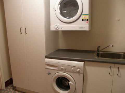 Adair Apartment - Accommodation Nelson Bay 6