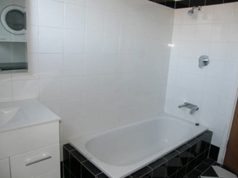Adair Apartment - Accommodation Nelson Bay 7