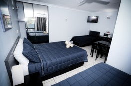 Miami Shore Motel - Accommodation Nelson Bay 2
