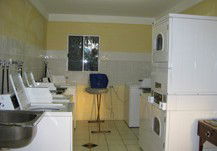 Barnacles Backpackers - Accommodation Nelson Bay 3