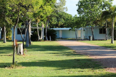 Barcaldine Tourist Park - Accommodation Nelson Bay 3