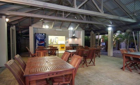 Comfort Suites Trinity Beach Club - Accommodation Nelson Bay 4