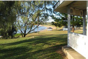 Emu Park Motel - Accommodation Nelson Bay 1