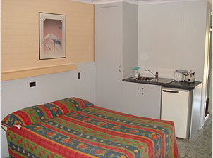 Emu Park Motel - Accommodation Nelson Bay 3