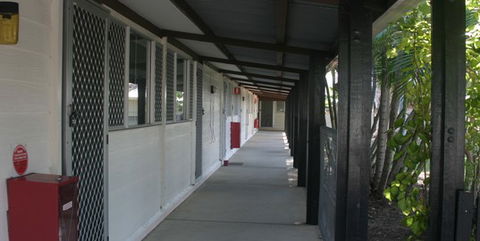 Airport Inn Townsville - Accommodation Nelson Bay 4
