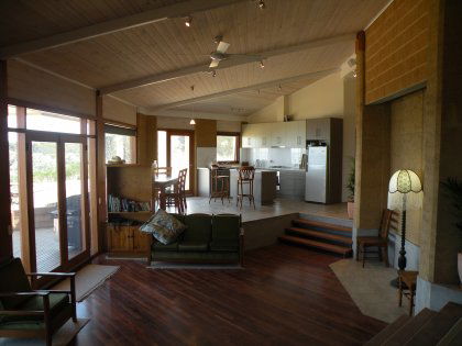 Sunset Rendezvous - Accommodation Nelson Bay 3