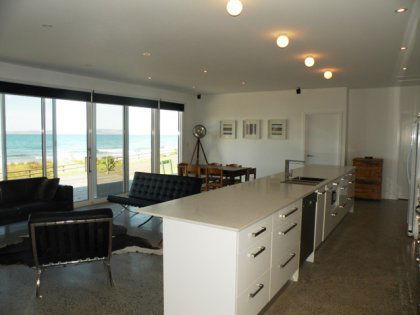 Blue Shack - Accommodation Nelson Bay 4