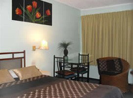 Raceways Motel - Accommodation Nelson Bay 2