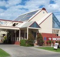 Riverboat Lodge Motor Inn - Accommodation Nelson Bay