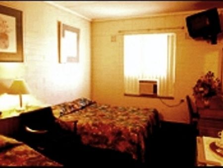 Morphett Arms Hotel - Accommodation Nelson Bay 2