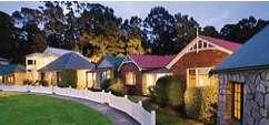 Strahan Village - Accommodation Nelson Bay 2