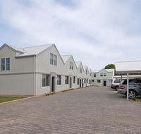Hello Adelaide Motel  Apartments - Accommodation Nelson Bay
