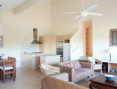 Peregian Court Resort - Accommodation Nelson Bay 1