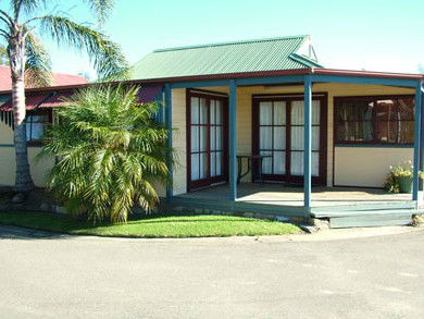 Coachhouse Marina Resort Batemans Bay - Accommodation Nelson Bay 2