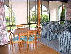 Del Costa Holiday Villas - Accommodation Nelson Bay 1