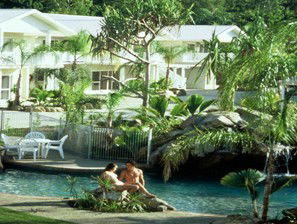 Sailz Boutique Holiday Villas - Accommodation Nelson Bay 3