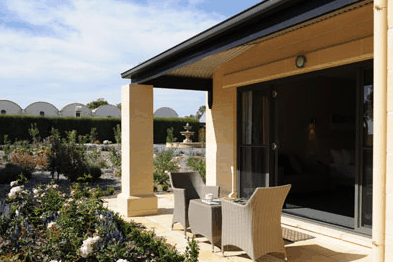 The Barn - Accommodation Nelson Bay 3