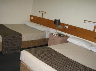 Banjo Paterson Inn - Accommodation Nelson Bay 3