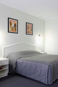 Best Western Cathedral Motor Inn - Accommodation Nelson Bay 1