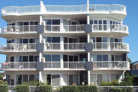 Sandy Shores On Golden Beach - Accommodation Nelson Bay 1