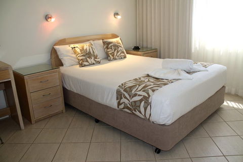 84 The Spit - Accommodation Nelson Bay 4