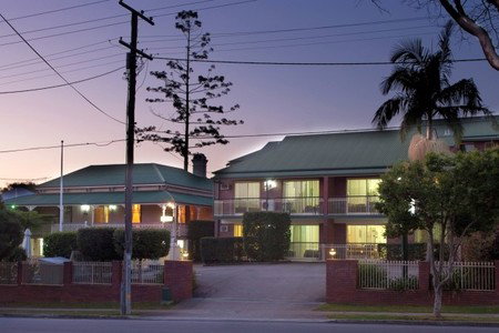 Wooloowin QLD Accommodation Nelson Bay