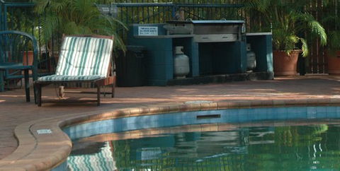 Coconut Grove Holiday Apartments - Accommodation Nelson Bay 1