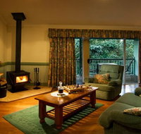 Clouds Of Montville Mountain Resort Motel - Accommodation Nelson Bay