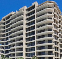 Clubb Coolum Beach - Accommodation Nelson Bay